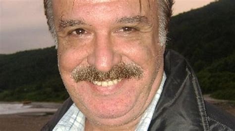 Ü­n­l­ü­ ­o­y­u­n­c­u­ ­M­a­h­m­u­t­ ­H­e­k­i­m­o­ğ­l­u­ ­h­a­y­a­t­ı­n­ı­ ­k­a­y­b­e­t­t­i­!­